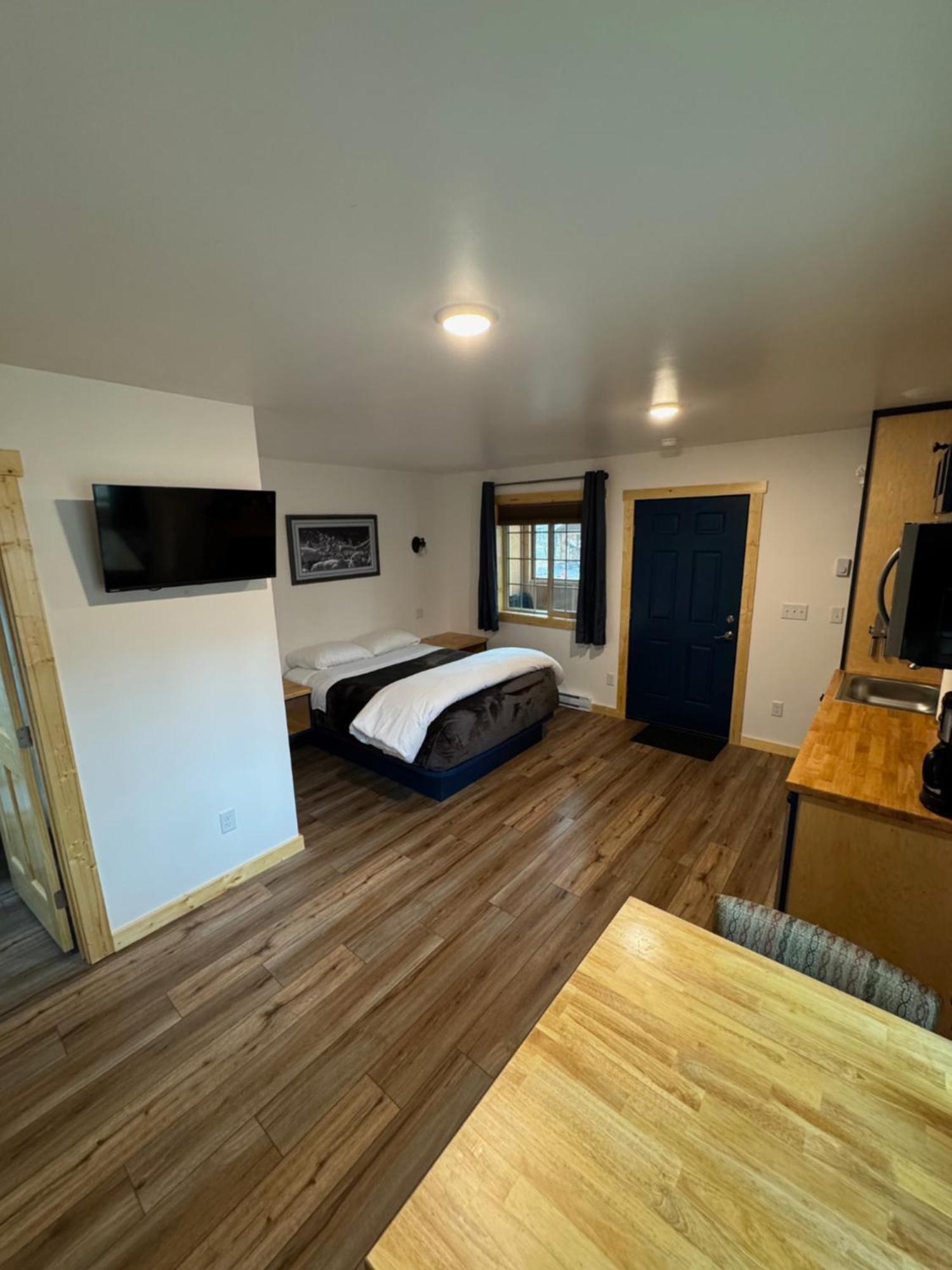 Talkeetna Wilderness Lodge & Cabin Rentals Sunshine Exterior photo
